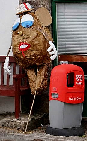 Potato_scarecrow_st_breward.jpg
