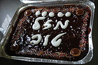 200px-Happy_Cake.jpg